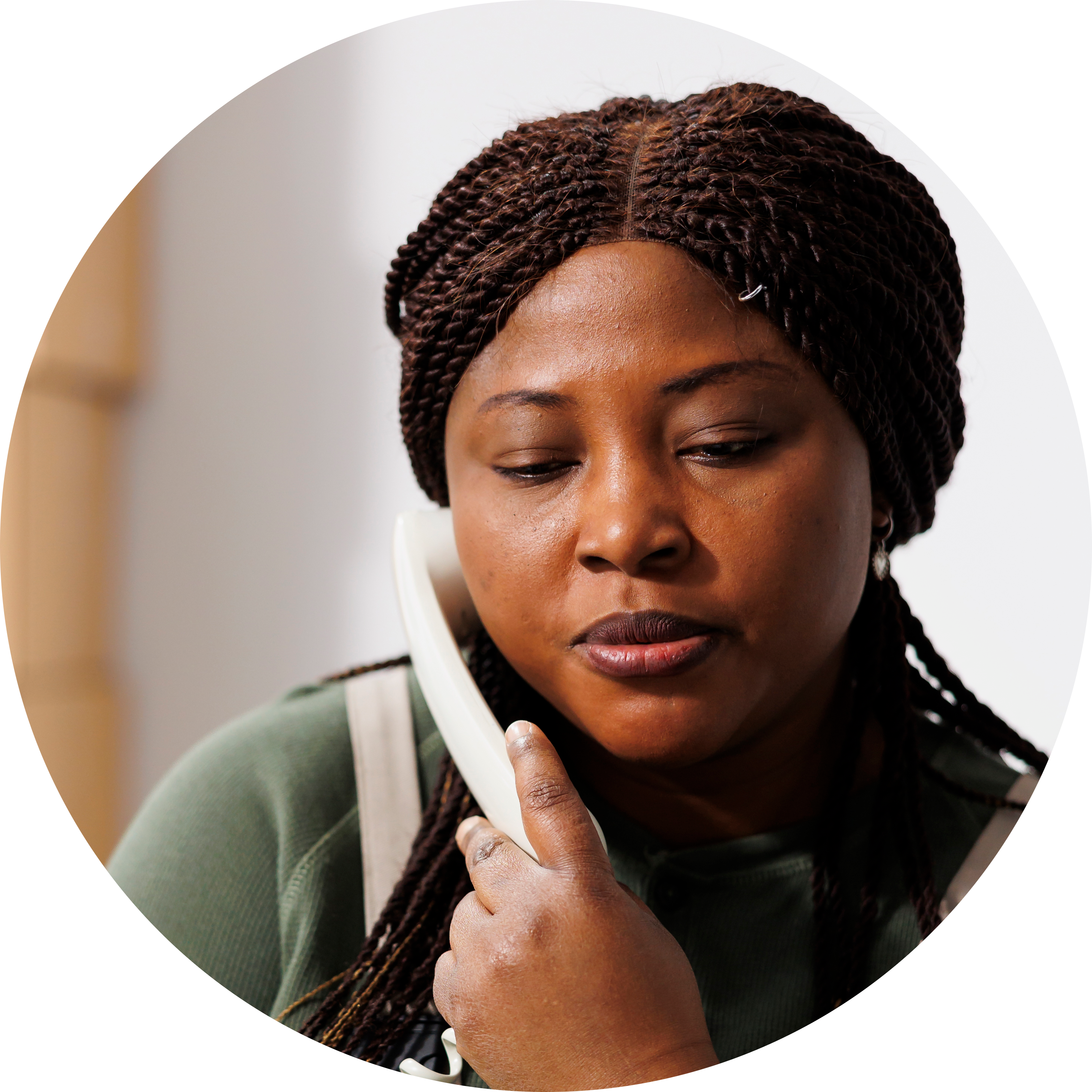 stockroom-supervisor-discussing-order-delivery-details-modified